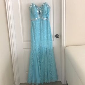Prom dress